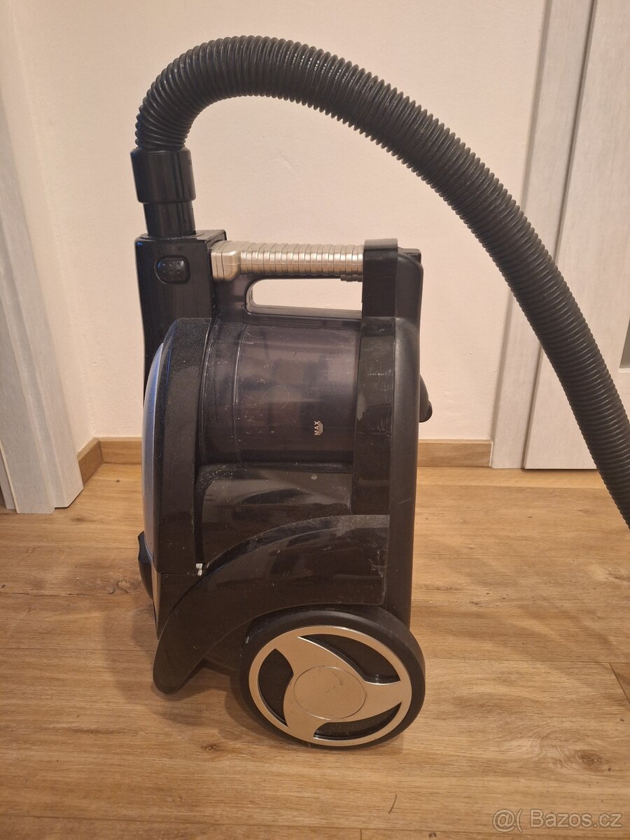 Vysavač Dirt devil - 4