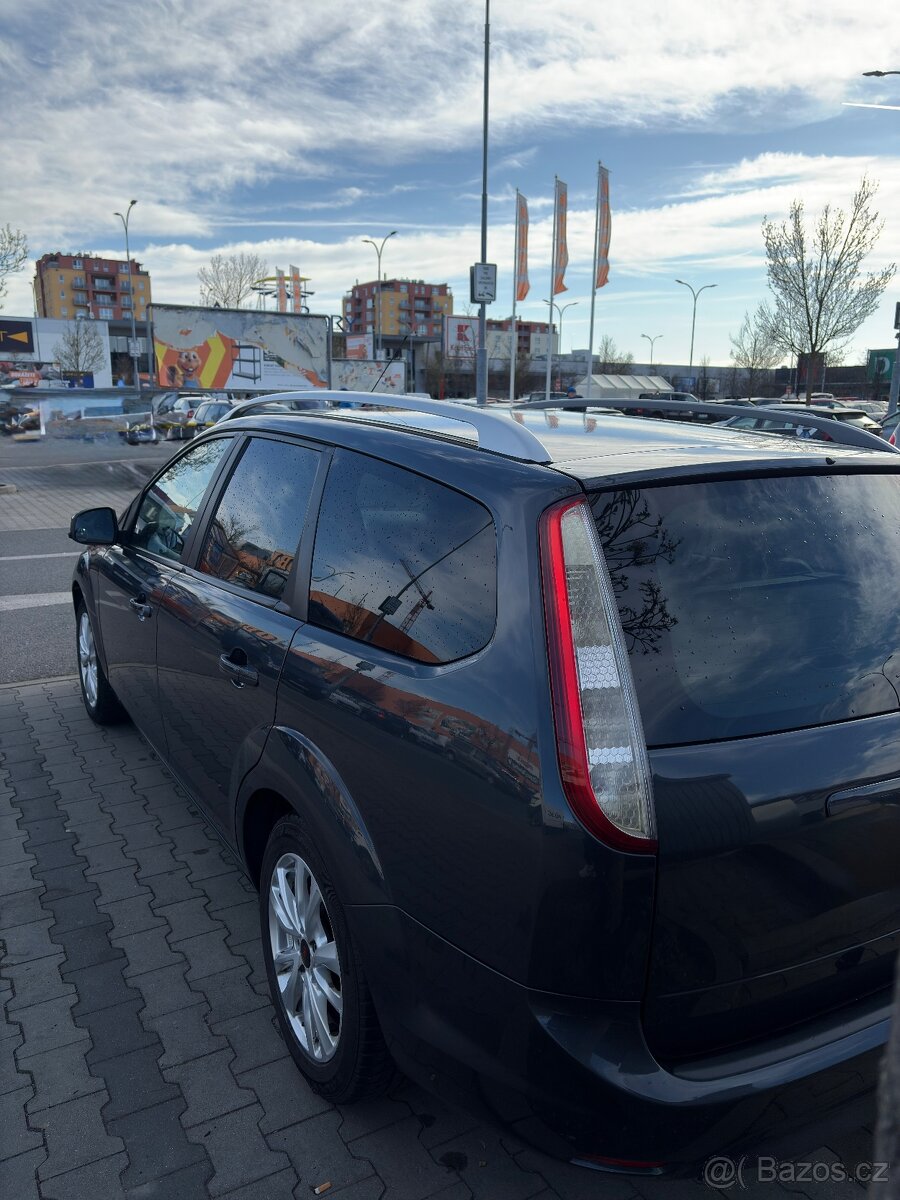 Ford Focus - 4