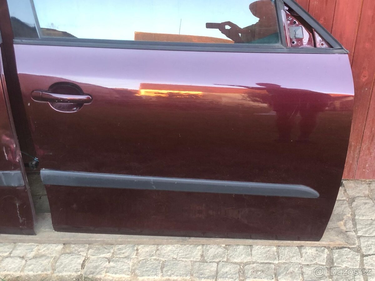 Škoda Fabia II kombi - pravé dveře - 4