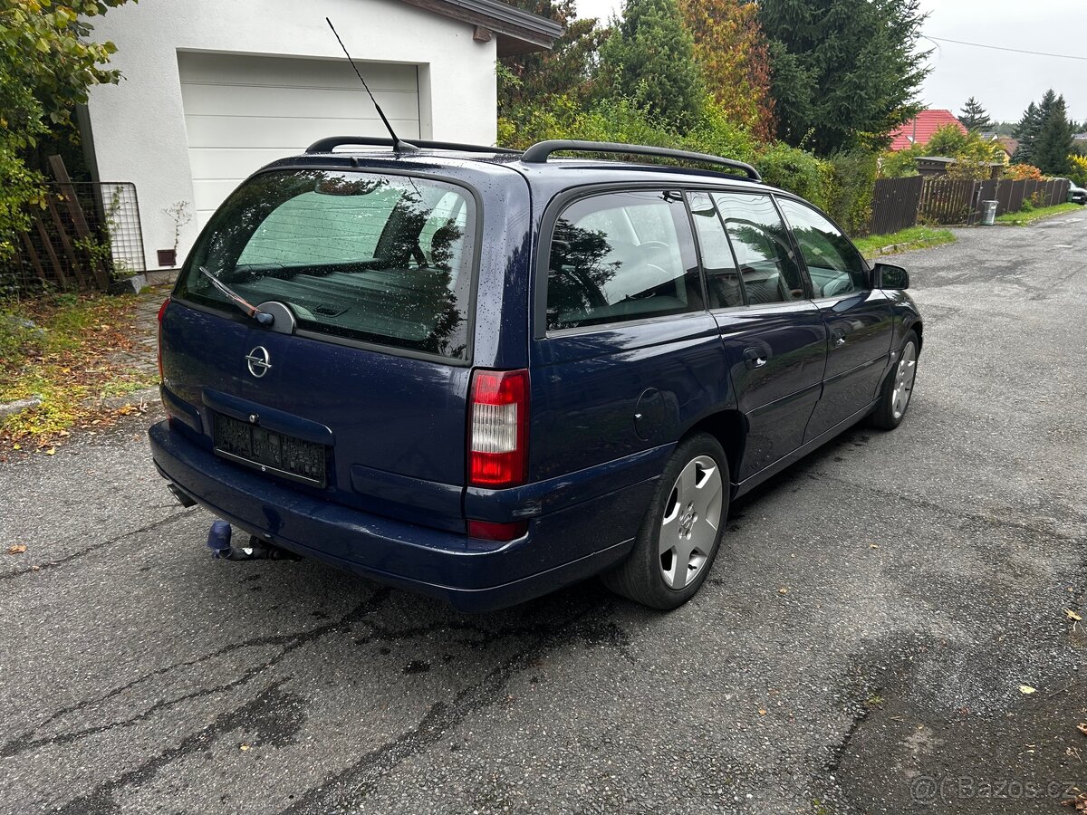 Opel Omega 3.2 V6 - 4