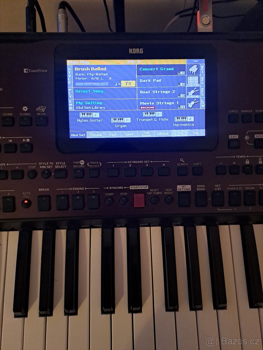 Prodám korg pa 700 - 4