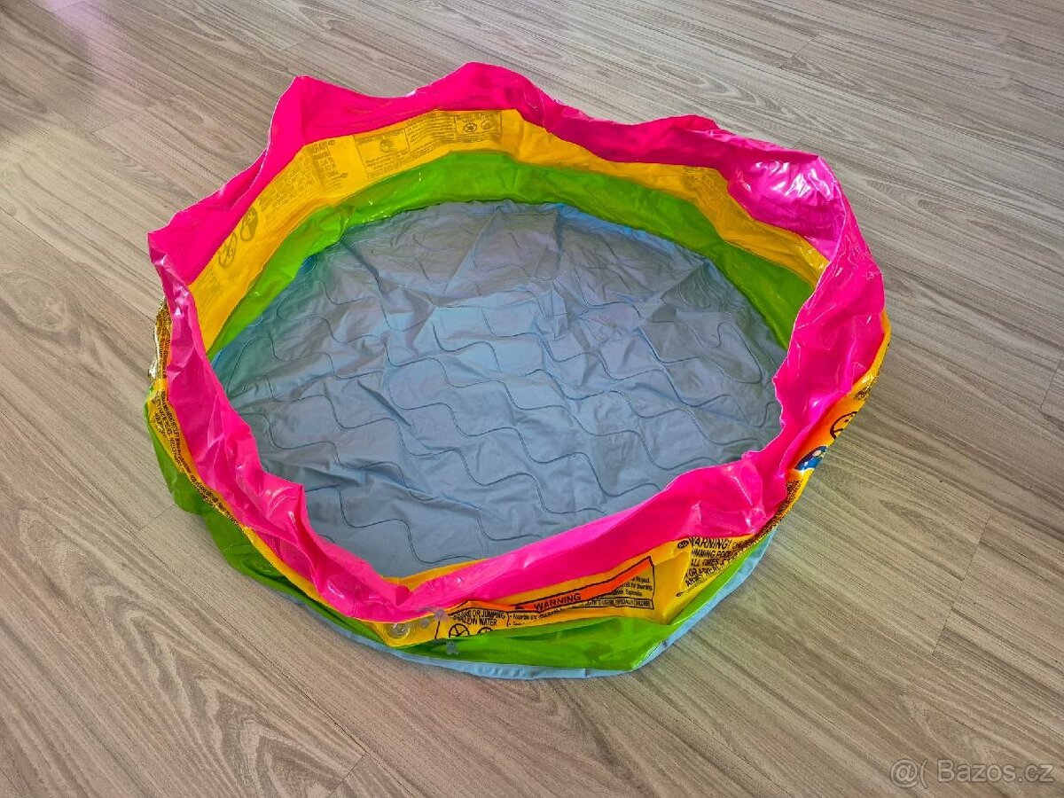 Nové i použité nafukovací věci do vody-rukávky,lehátko,bazén - 4