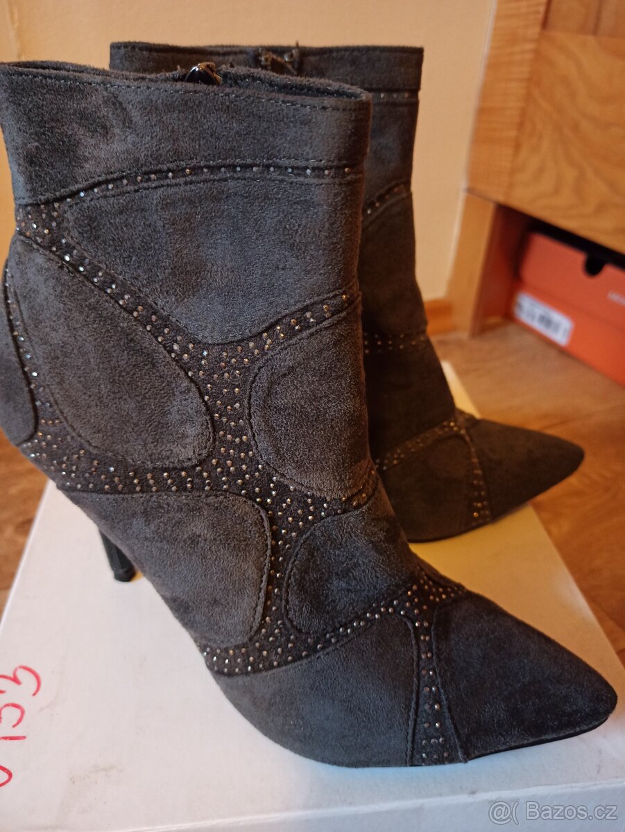 Dámské boty Miss Roberta NOVÉ - 4