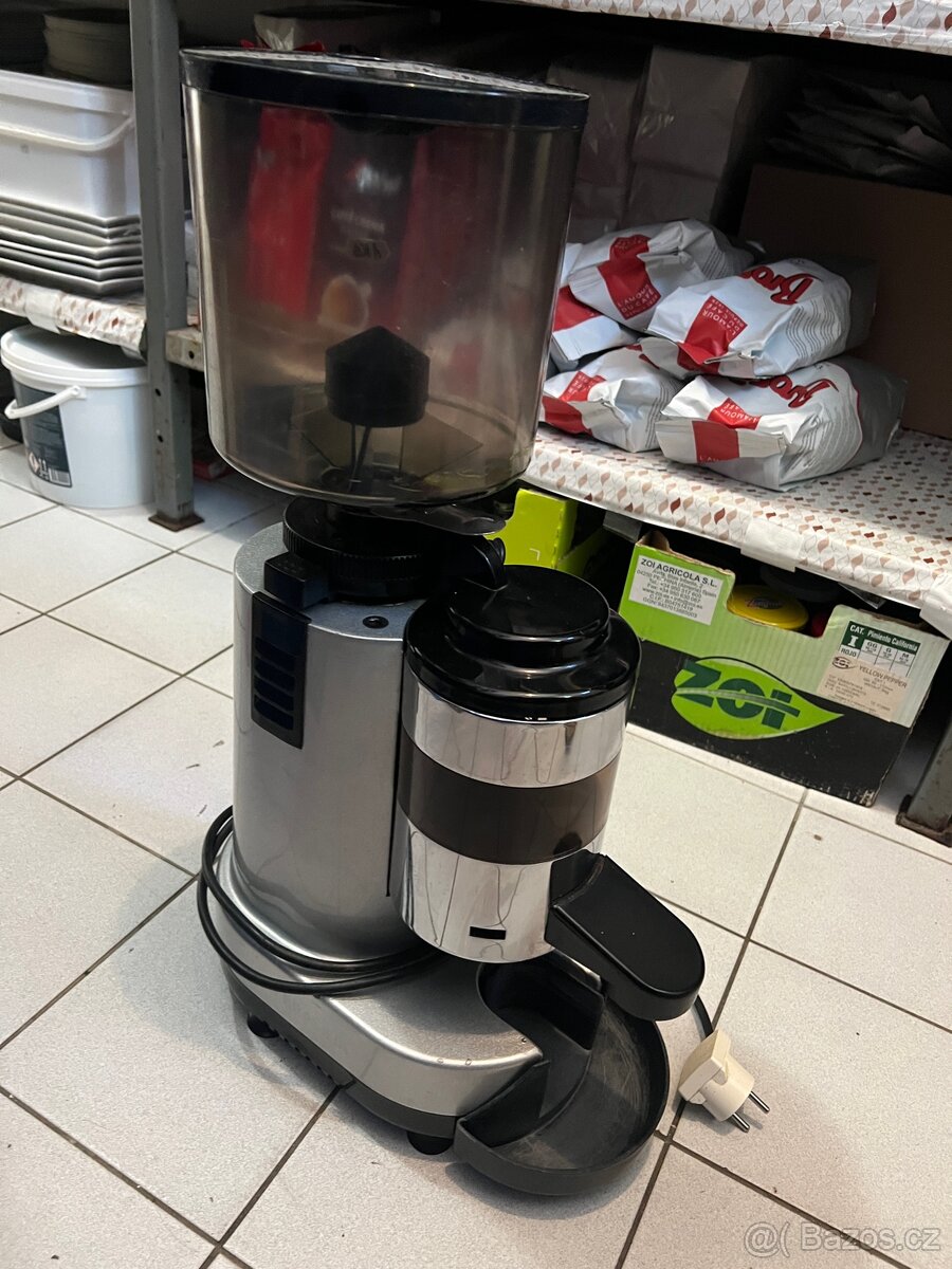 Mlýnek na Kávu - 4