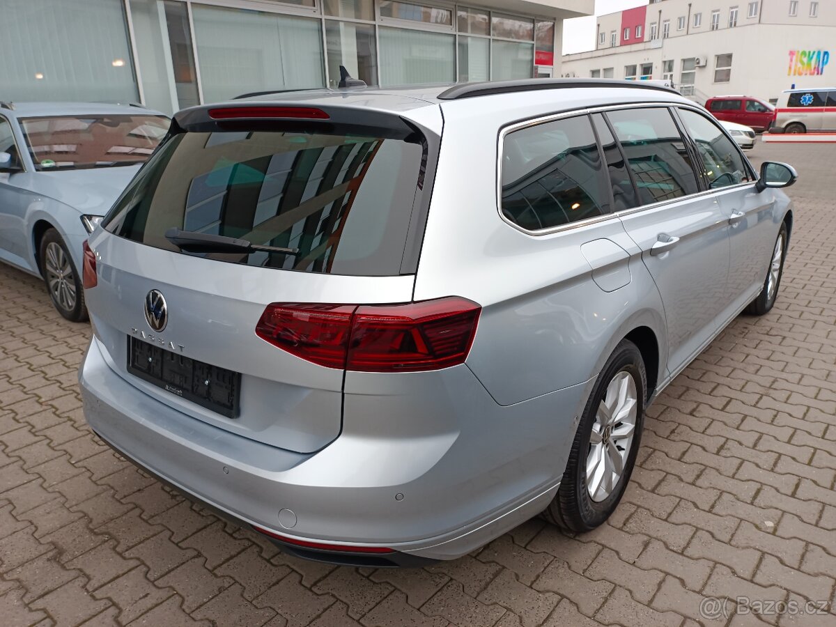 VW Passat B8 Variant 2.0TDI 110kW DSG - záruka Autodraft - 4