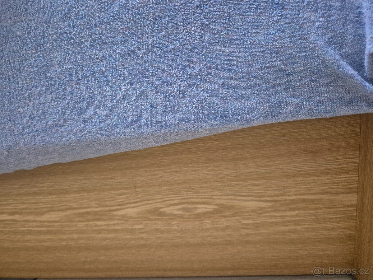 Válenda s úložným prostorem - 4