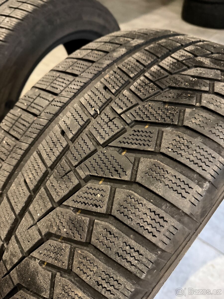 Zimní pneumatiky 285/45R21 Hankook - 4