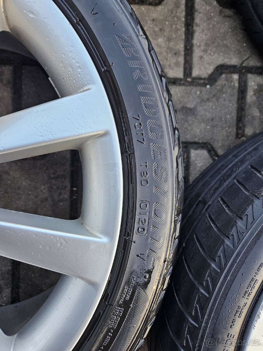 Sada kol 225/40R18 originál škoda - 4