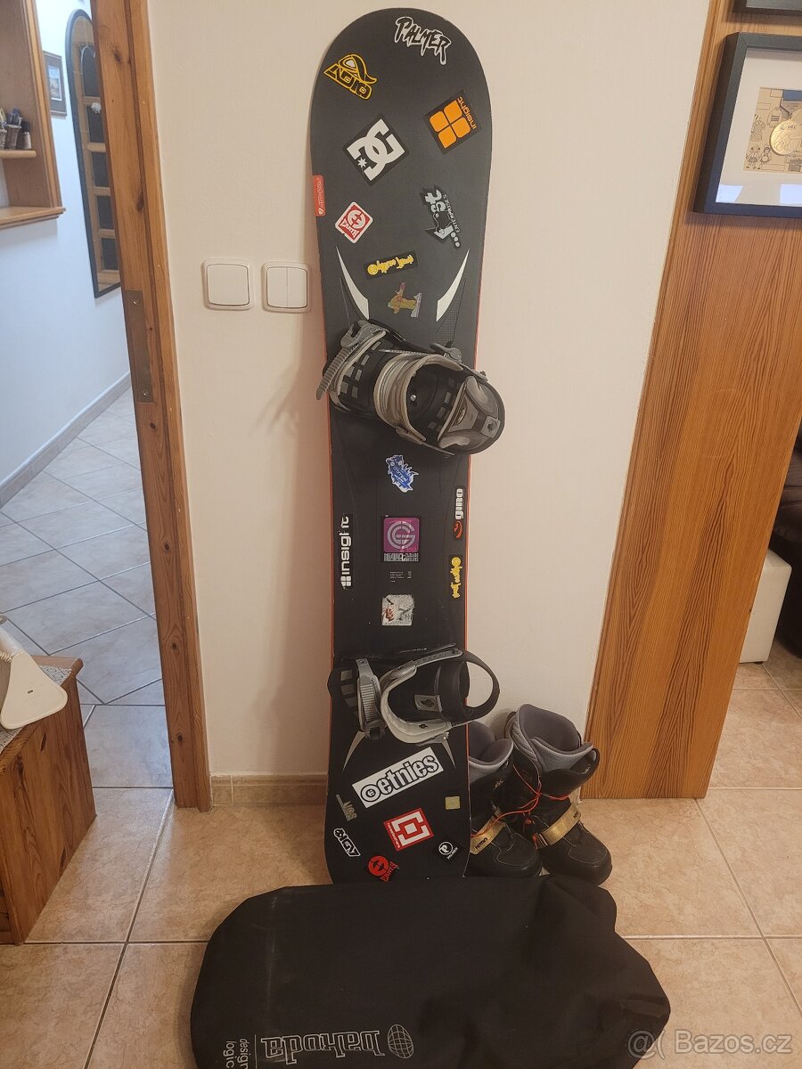 Prodám kvalitní set. Snowboard,boty a vak - 4