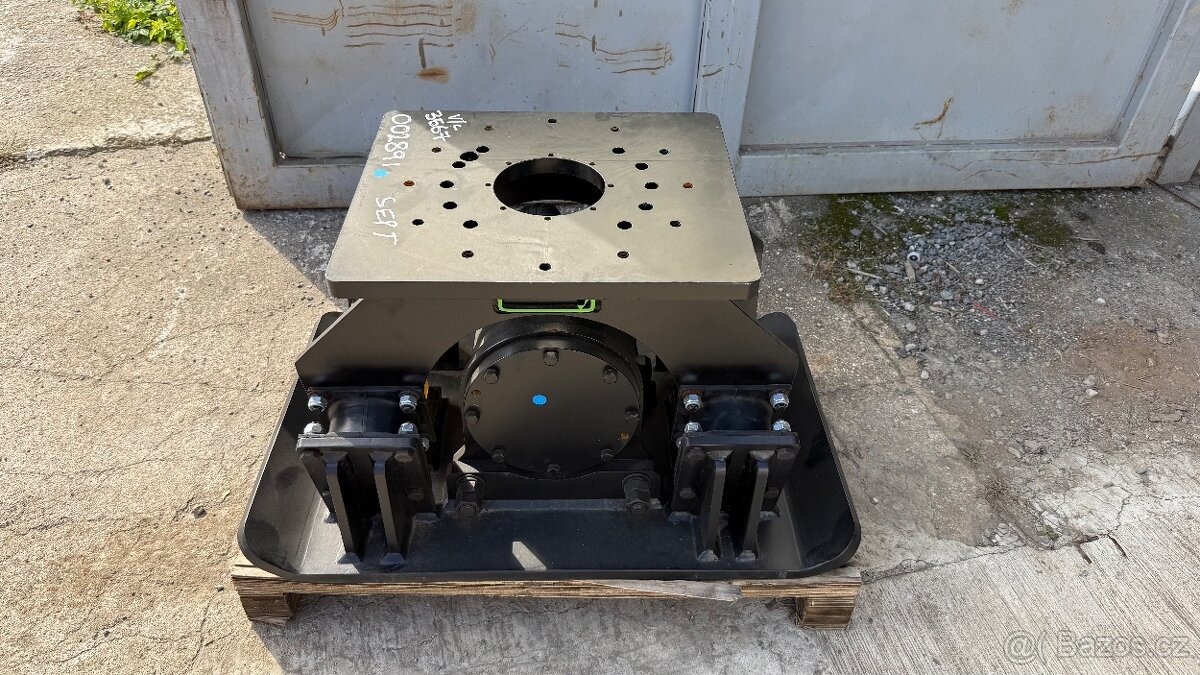 Vibrační deska na bagr 3-8t - 4