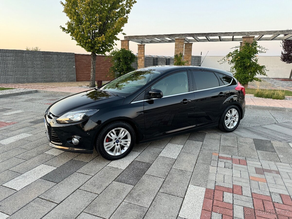 Ford Focus - 2012 - (vyhořelý) 1.6t 134KW - 170.455km - 4