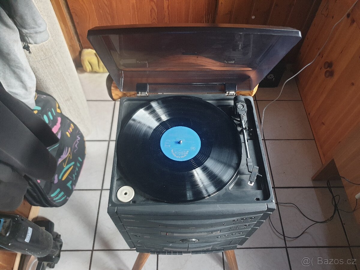 Hifi Sharp, Tesla, LG - 4