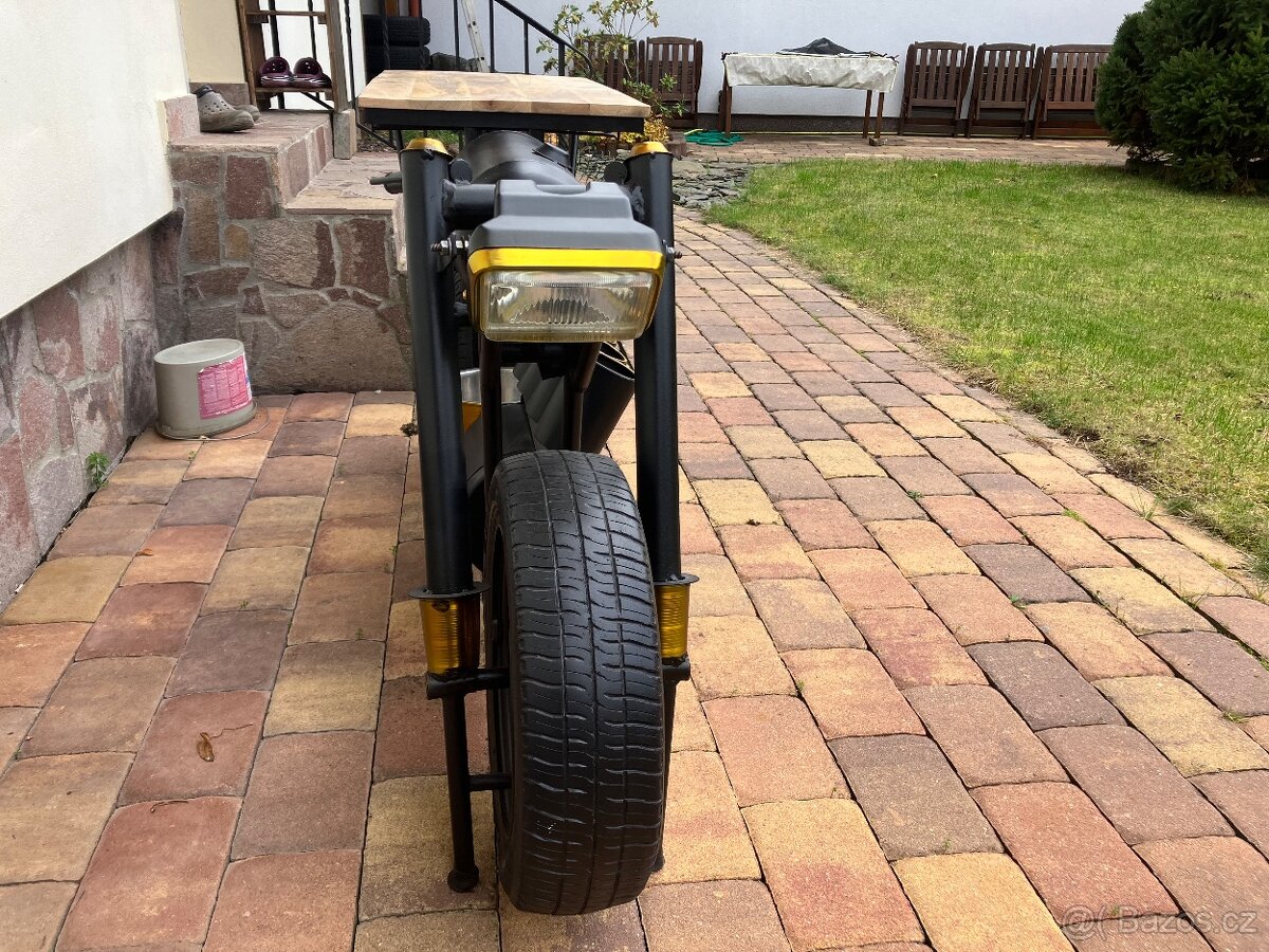 Barový stolek motorka - 4