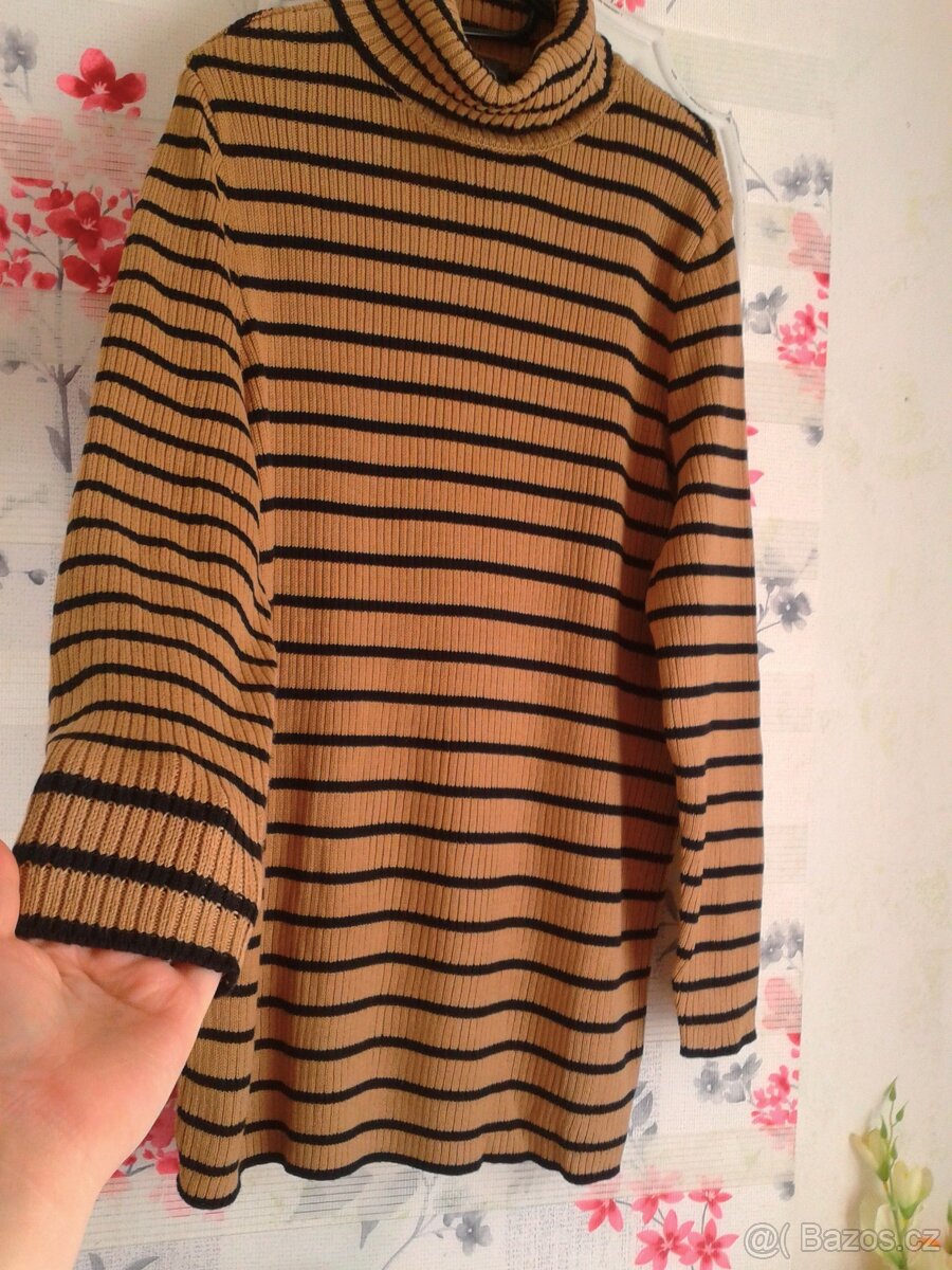 Krásný delší rolákový svetr 46/50 - 4