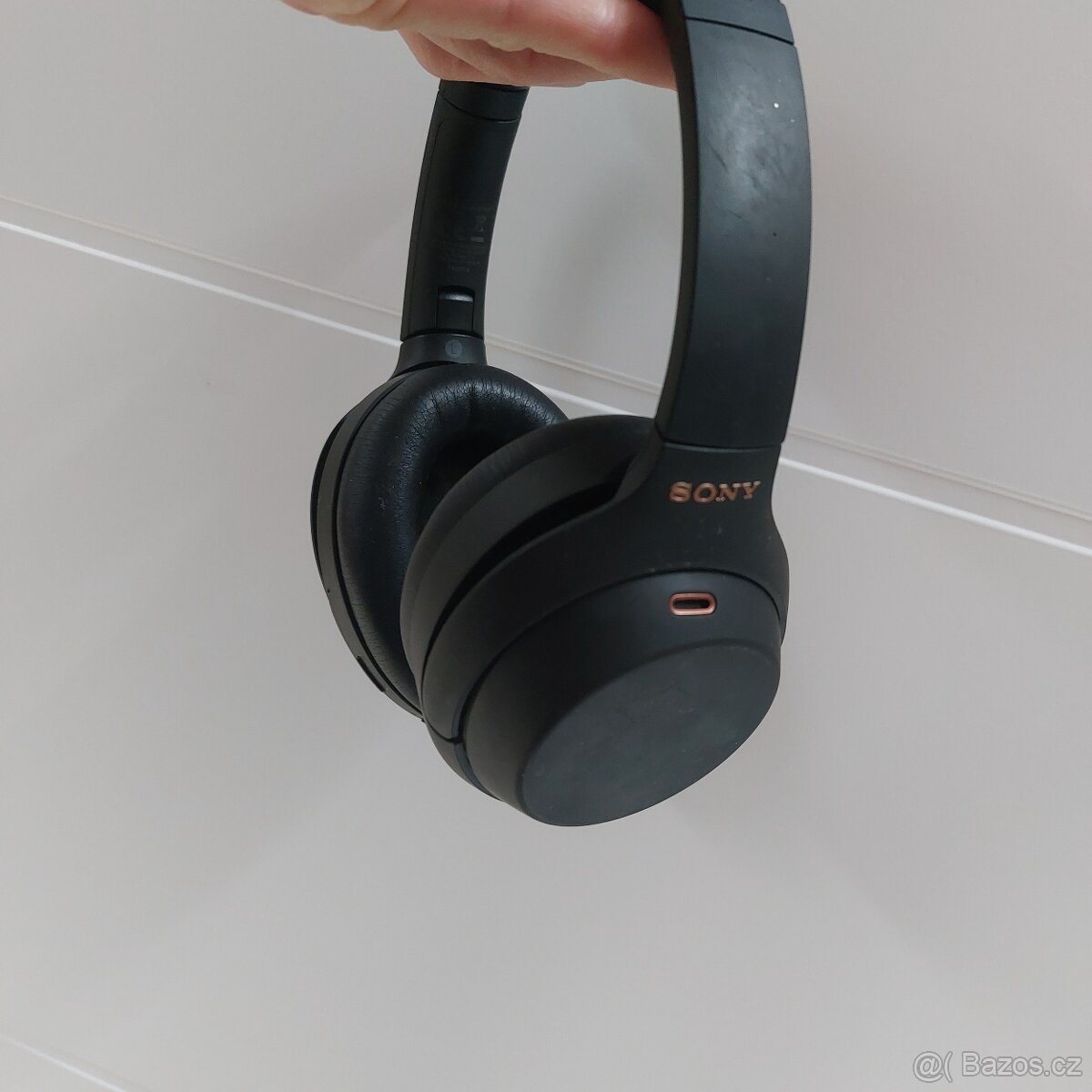 Sluchátka Sony WH-1000XM4,pouzdro,krabice,krásný stav - 4