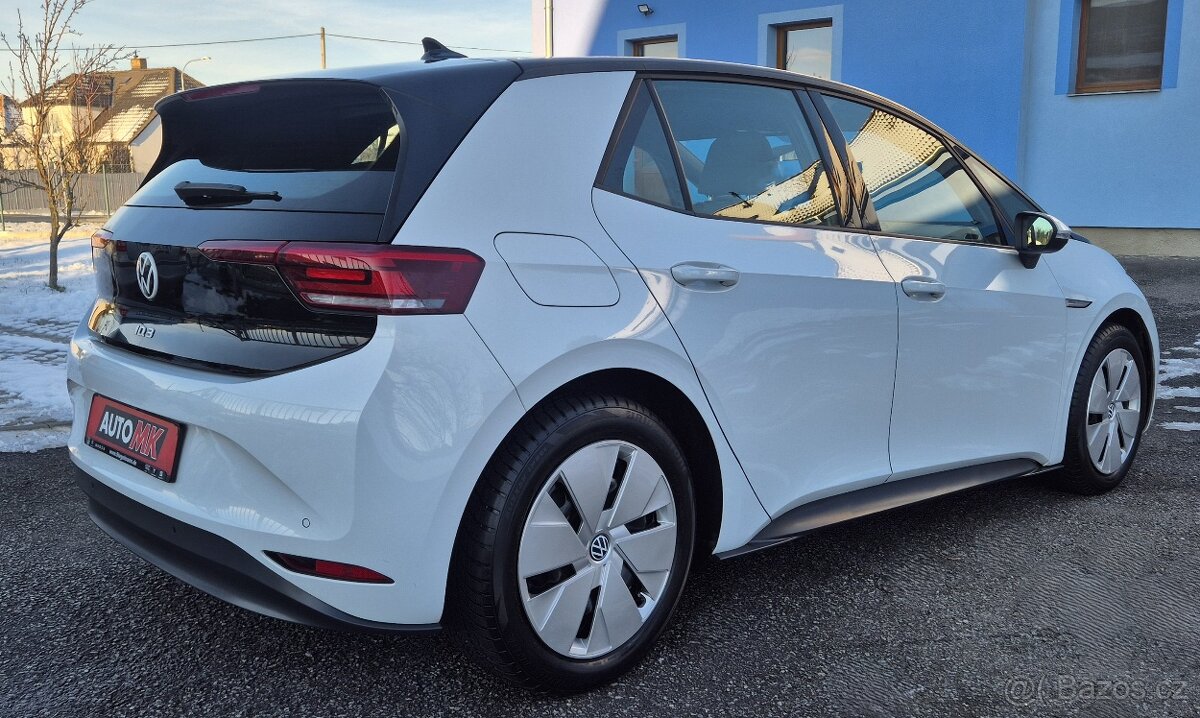 Volkswagen ID.3 Performance 2.maj servisní kniha. Soh 91,9% - 4