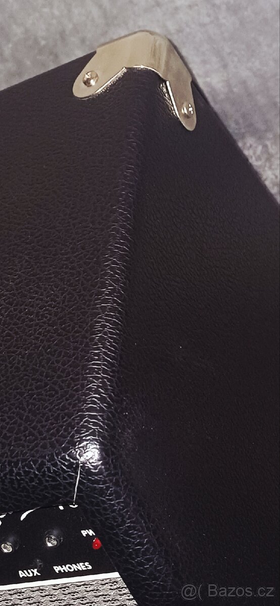 Kombo Fender champion 40 s pedalem - 4