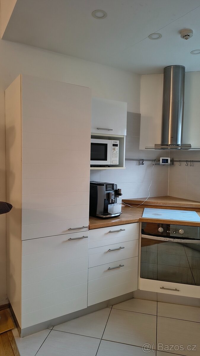 Použ. kuchyň. linka NADOP, tvar U 225x166 cm, bílá fólie/dub - 4