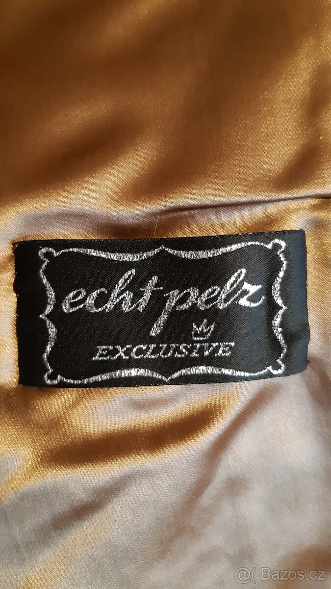 Pravý dámský kožich s liščím límcem - 4