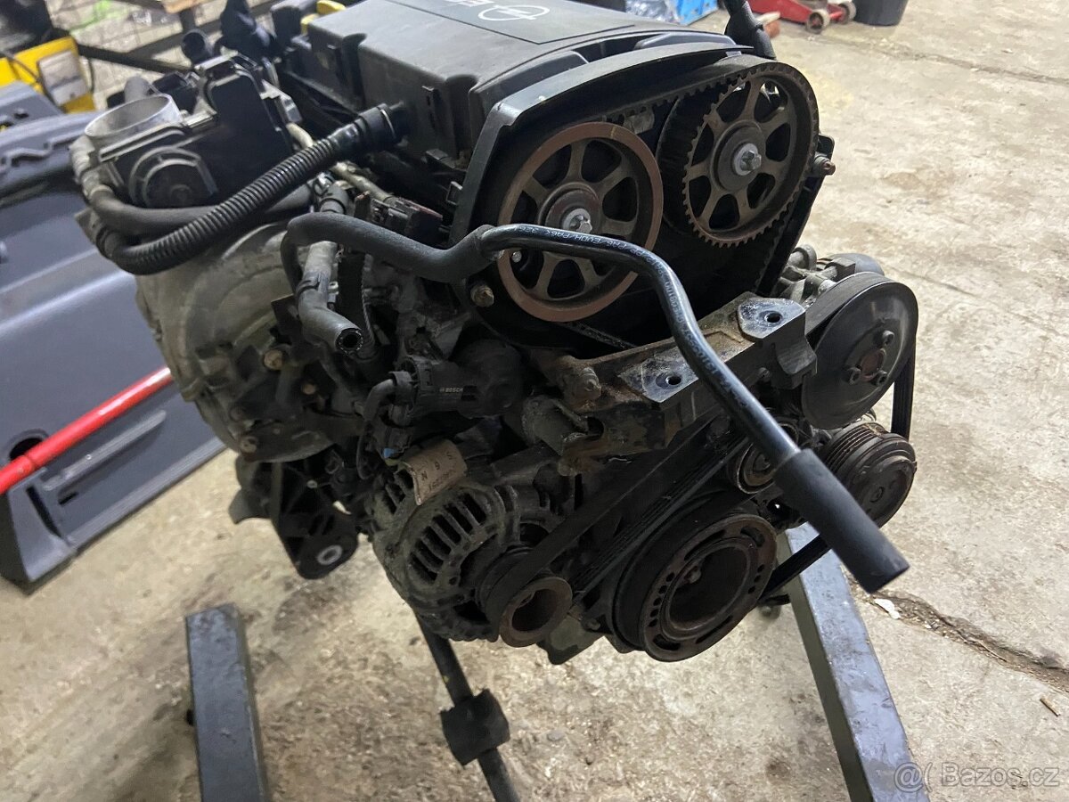 Motor 1.6 16v 77kw Z16XEP Opel Astra Meriva r.v. 2008 - 4