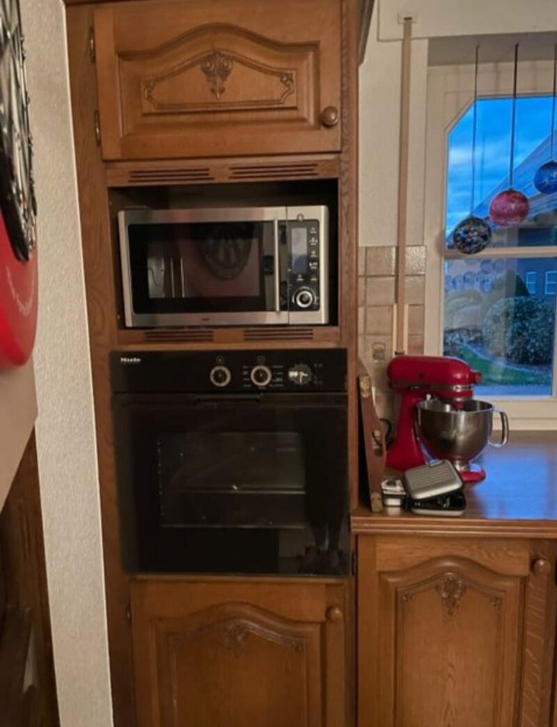 Rustikální dubová kuchyně se spotřebiči,5777 - 4