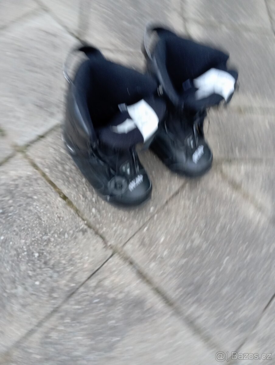 Boty - 4