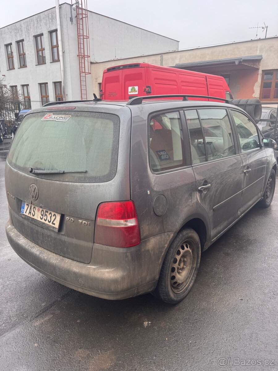VW Touran 2.0 TDI 103kw - 4