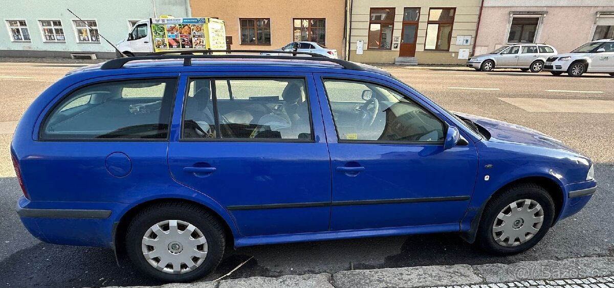 Škoda Octavia combi 1,6 - 4