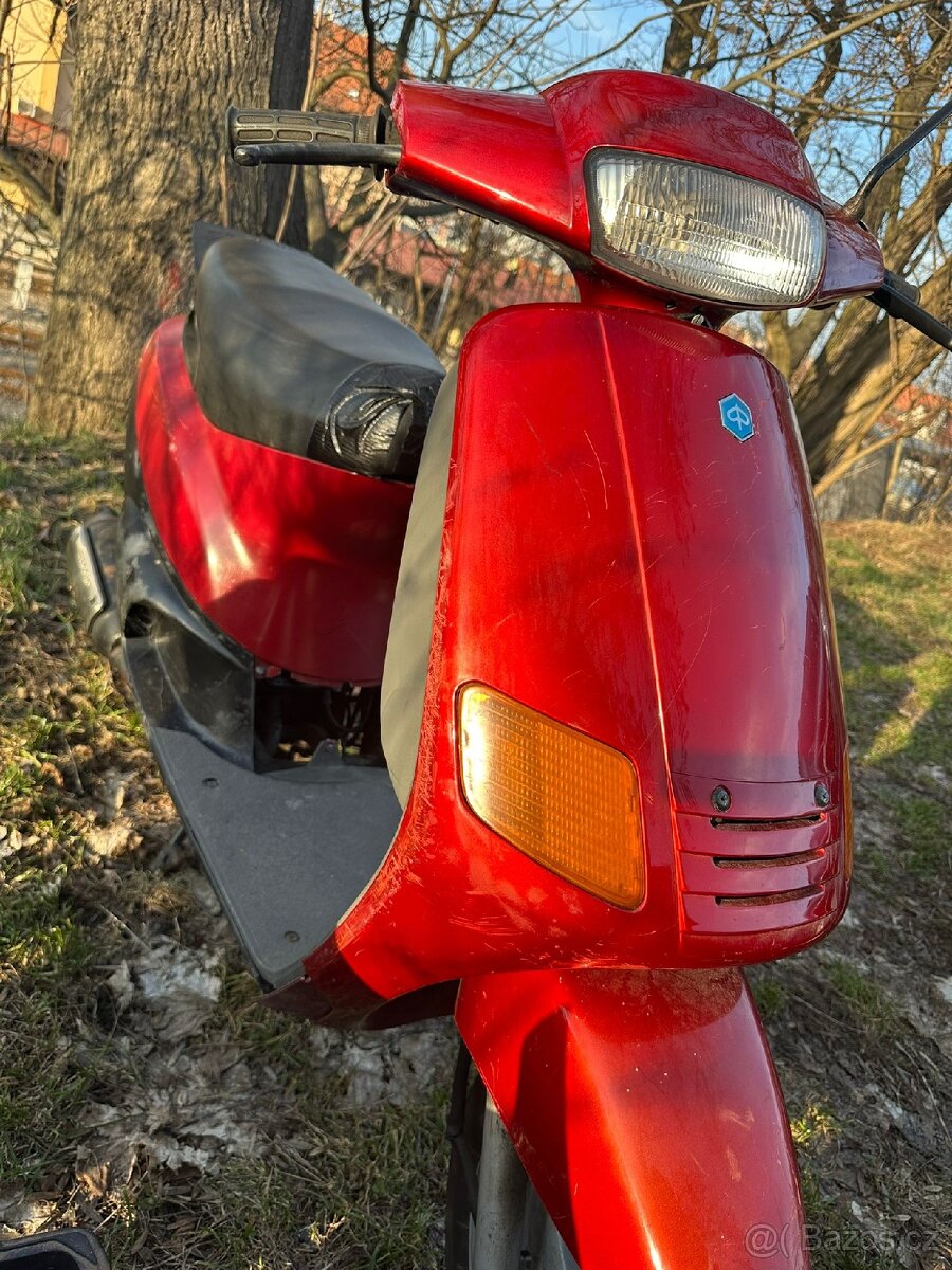 Skútry Piaggio ZIP 50 - 4