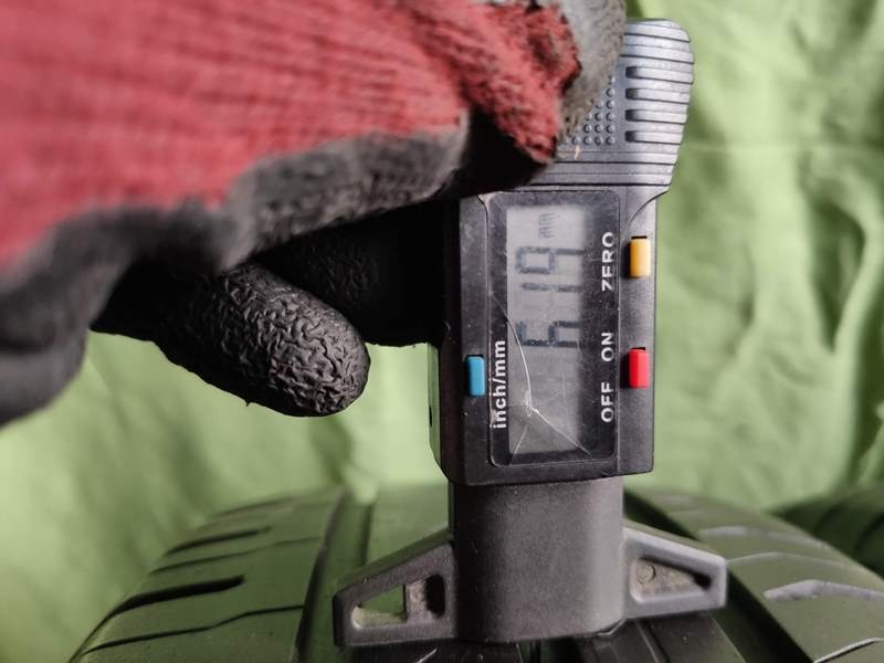 Letní pneu Continental Contact 185 65 15 - 4