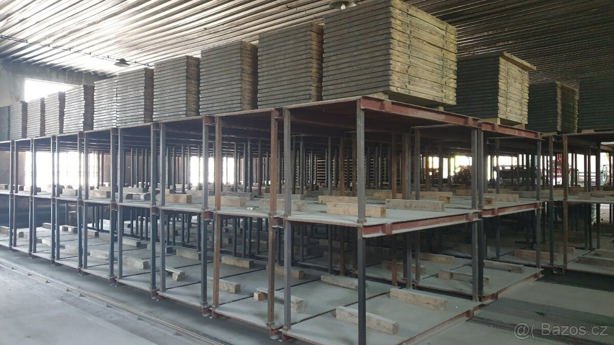 automatický vibrolis - míchačka na beton - 4