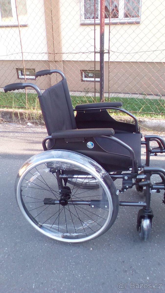 INVALIDNÍ VOZÍKY- 46, 48 a 50cm ODLEHČENÉ-ZASÍLÁM PO ČR - 4