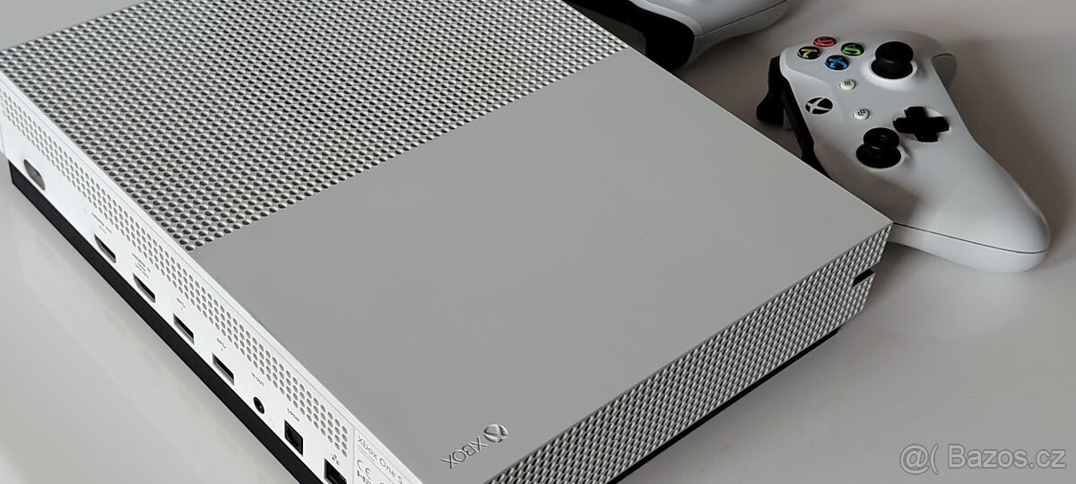 Xbox one S - 4