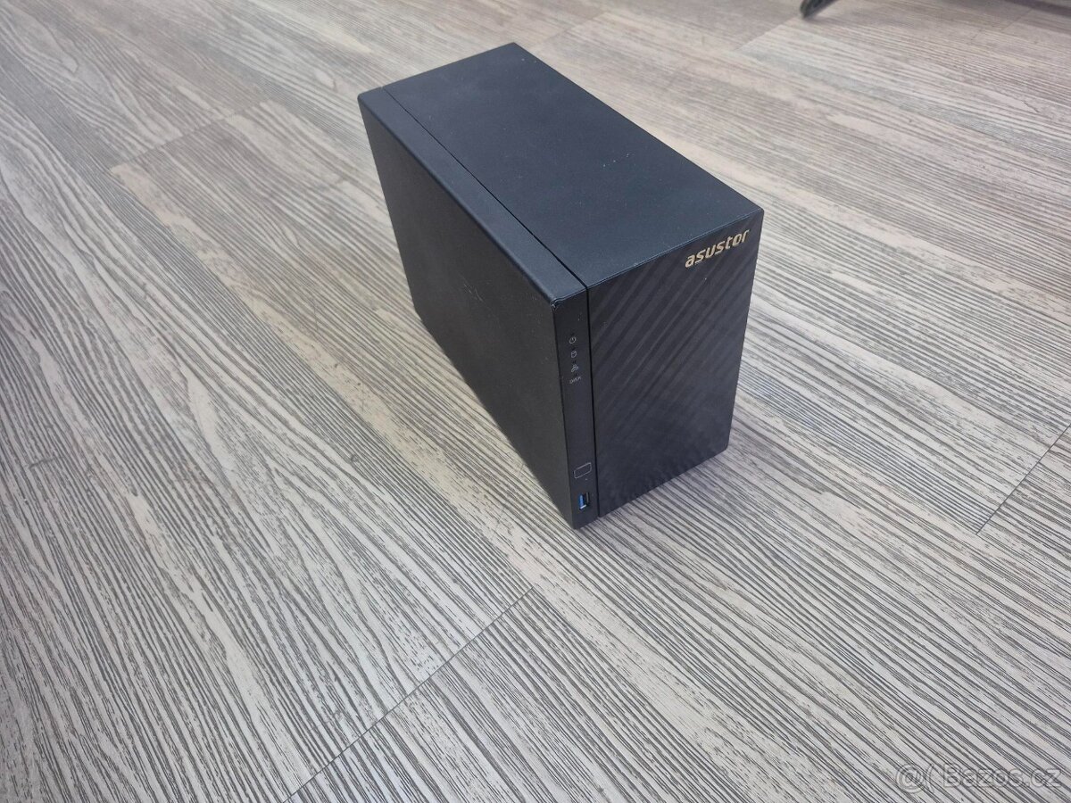 NAS uložiště Asustor AS3102T / 2x4TB HDD - 4