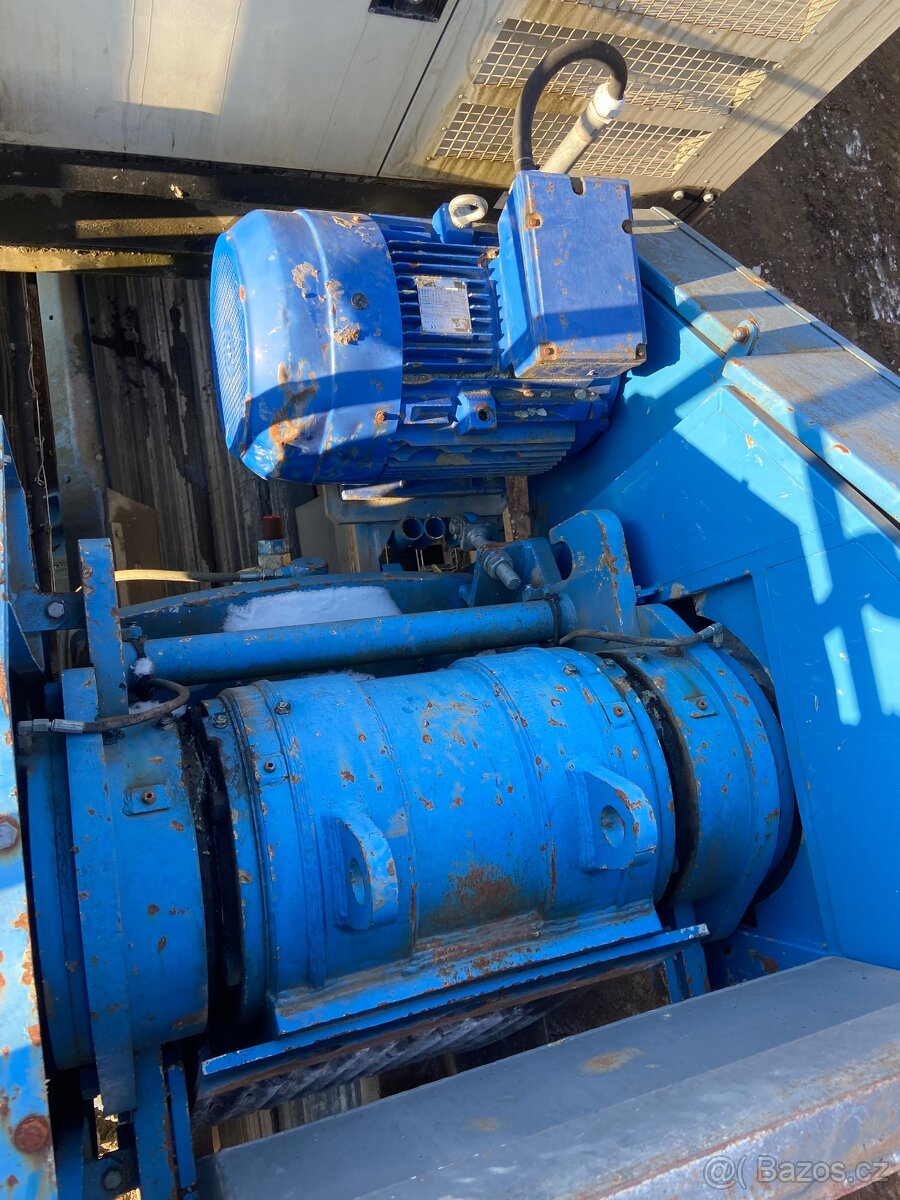 Čelistovy drtič - 4