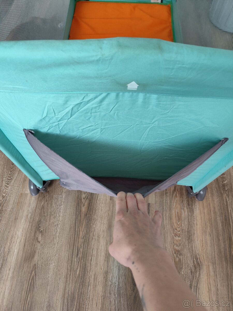 Cestovní postýlka - 4