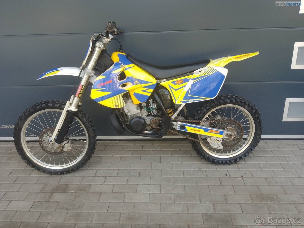 Suzuki 250 RM - 4