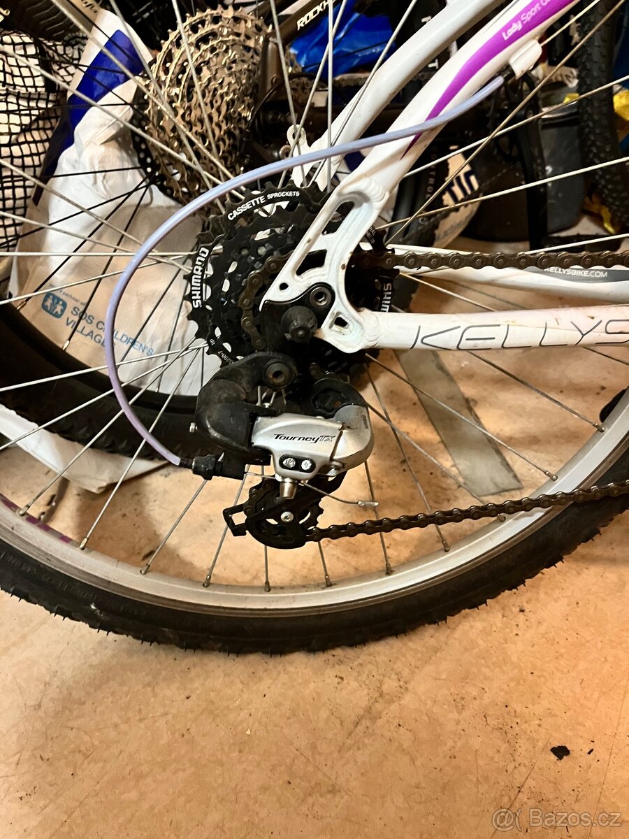 Kellys Vanity 10 - 4