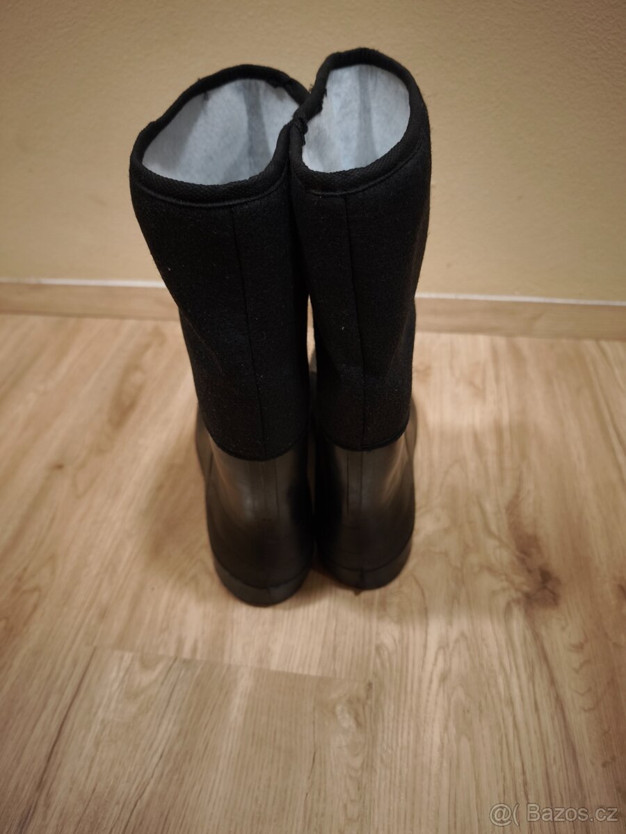 Gumové zateplené holínky s filcem - 4