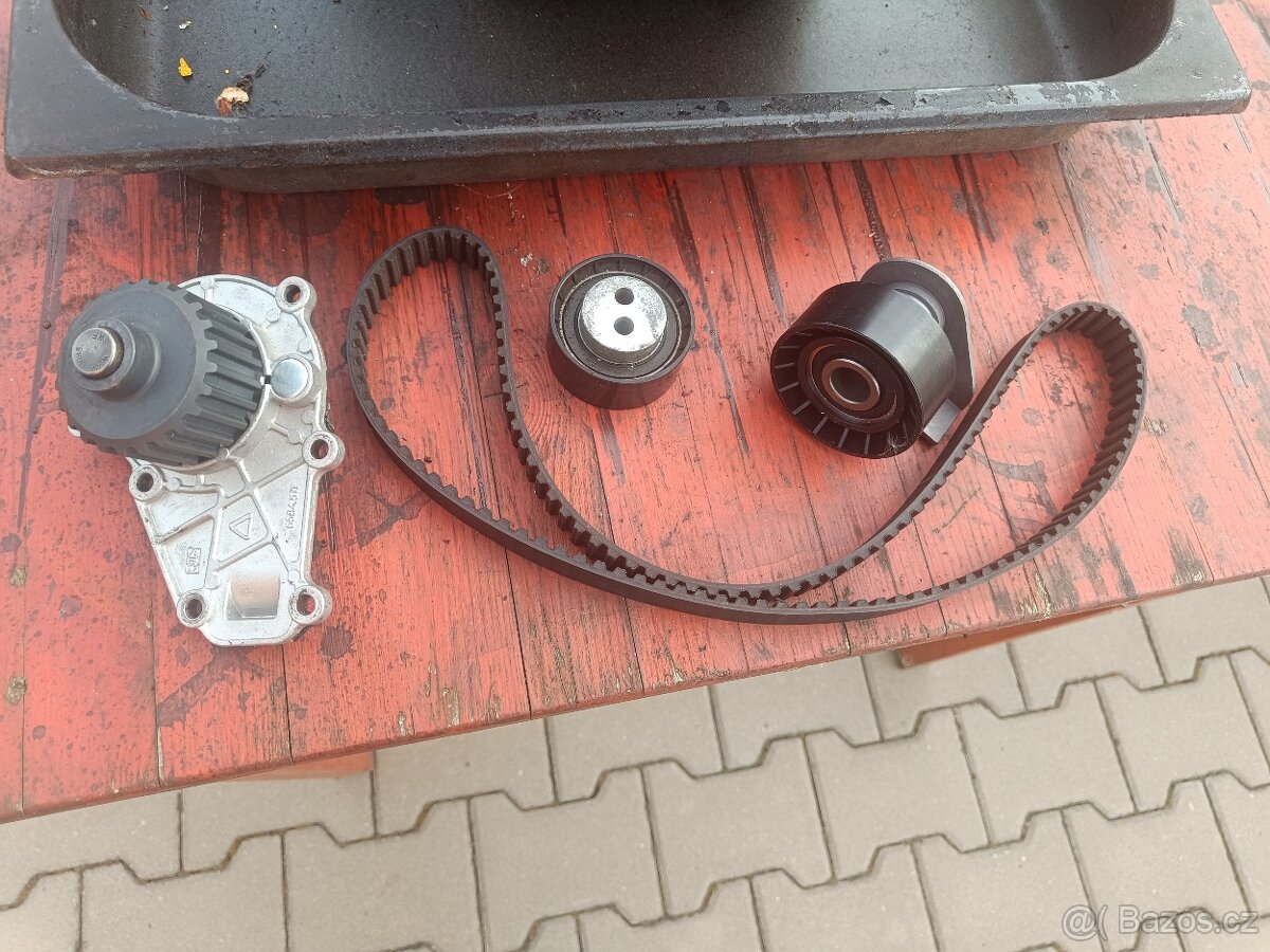 DÍLY NA LIGIER - MOTOR + ROZVODOVÁ SADA - 4