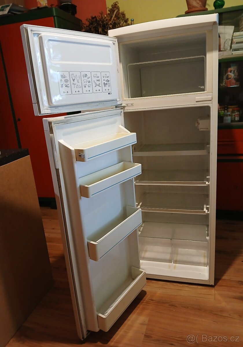 Kombinovaná lednice Ardo - funkční - 4