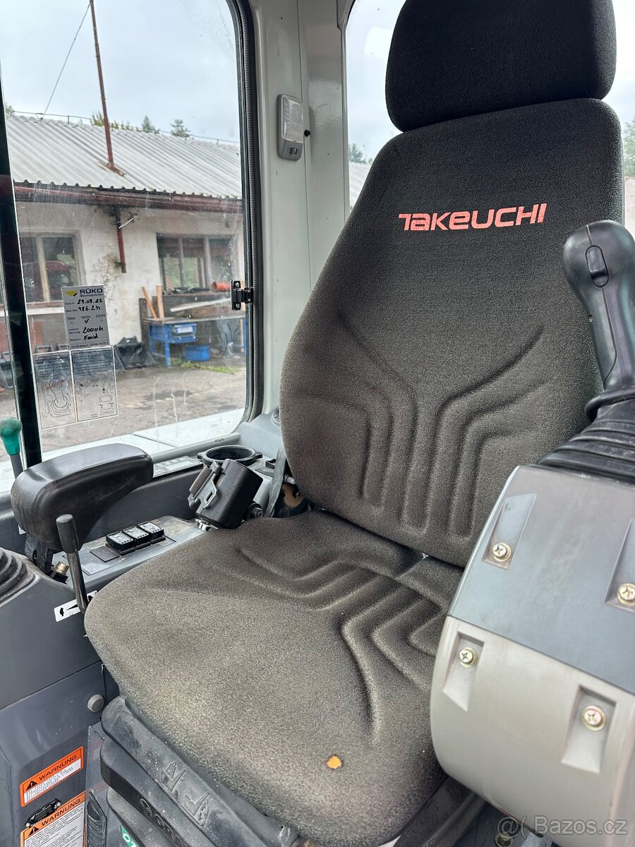 Bagr Takeuchi TB250 - 4