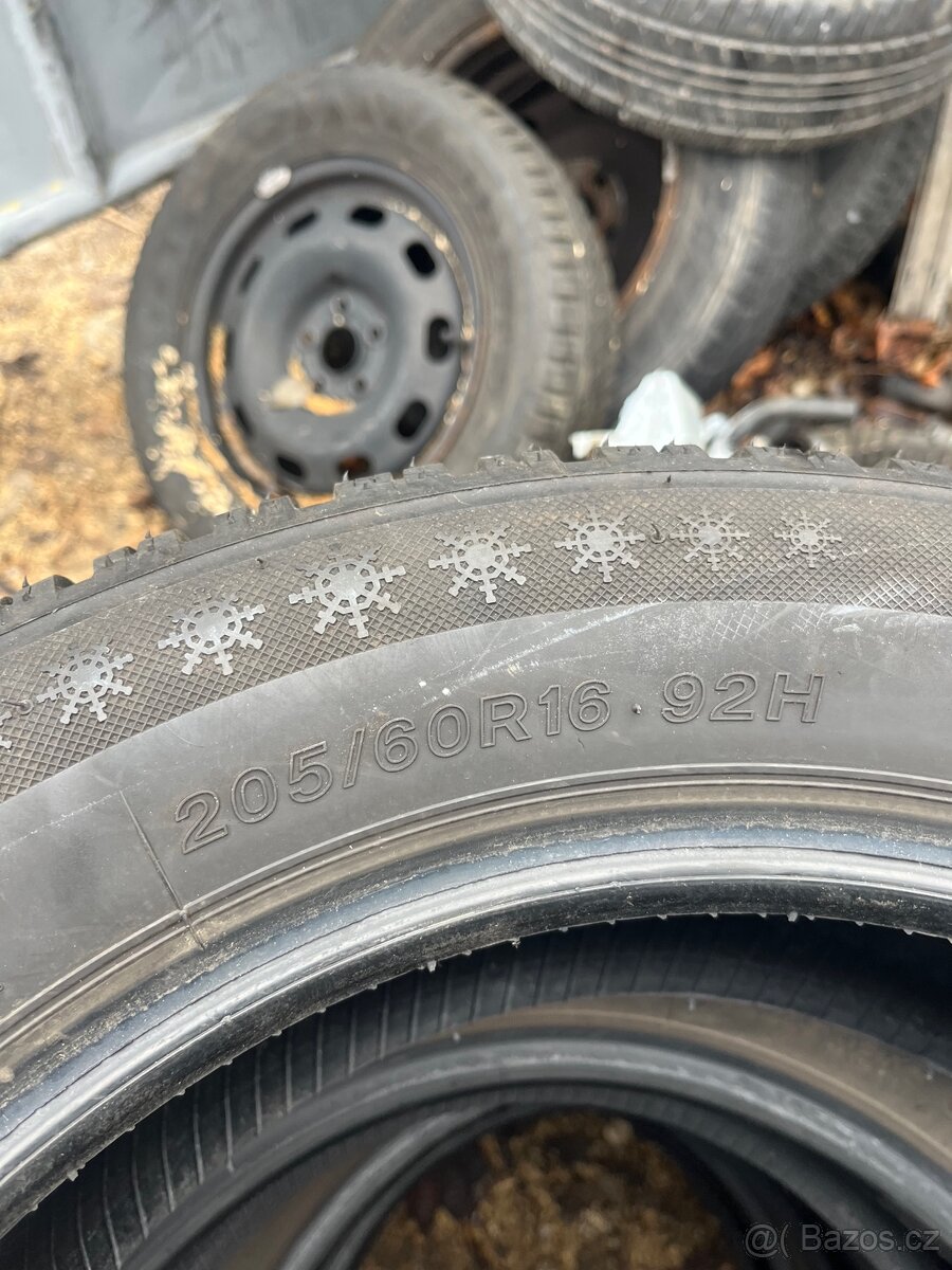 Zimní pneu 205/60/16 - 4