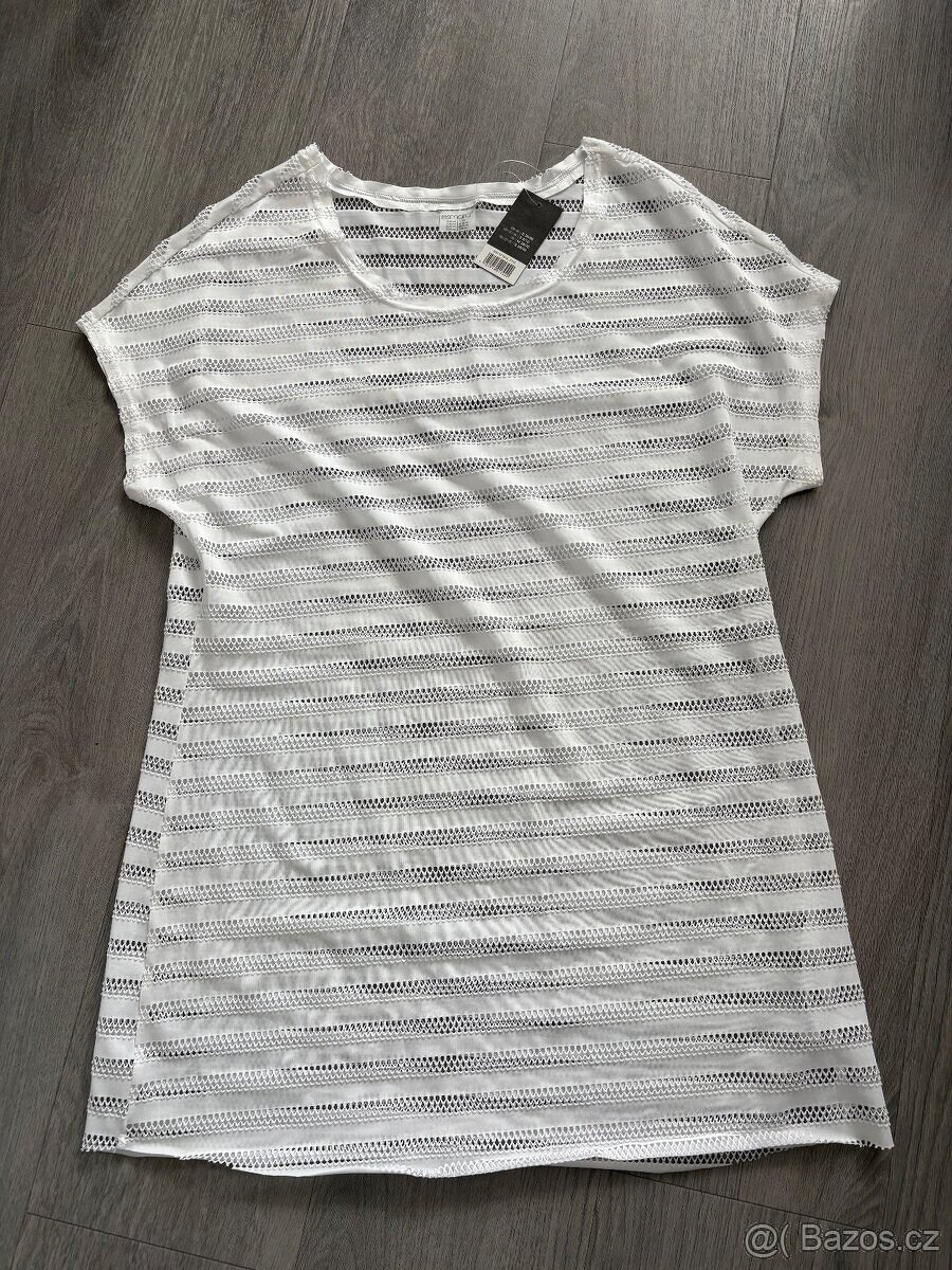 balík dámského oblečení - 4