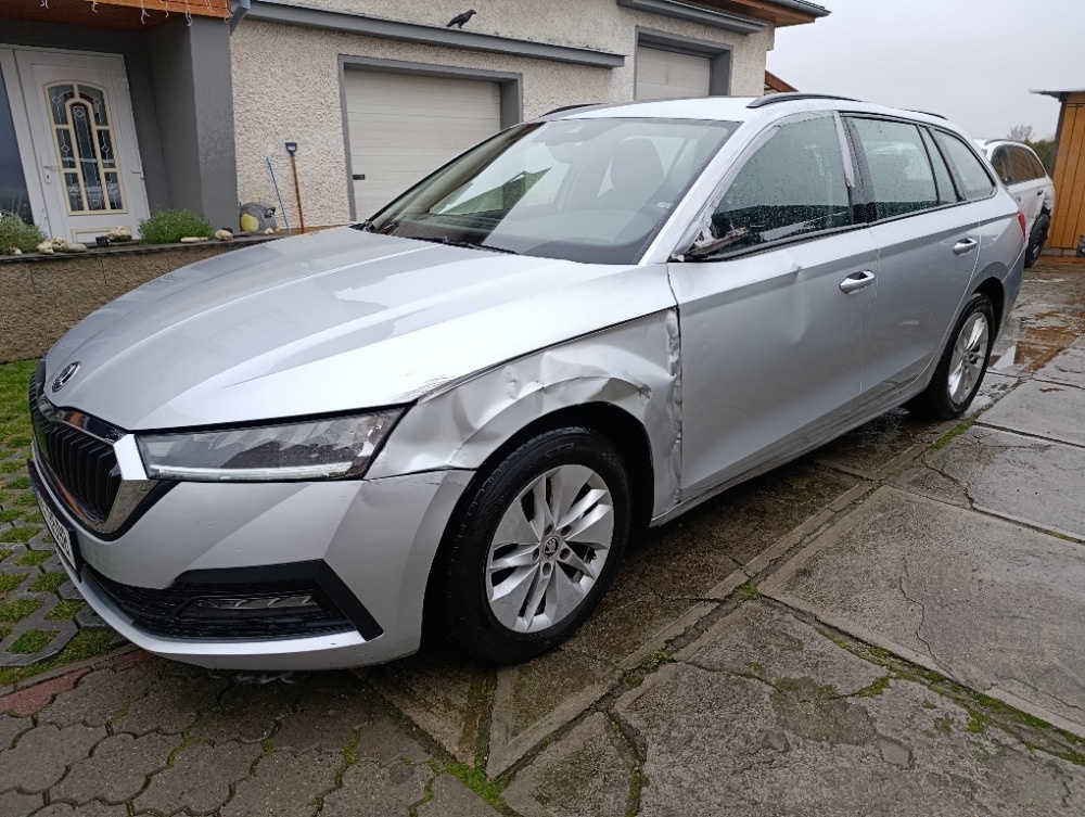 ŠKODA Octavia IV 2.0TDI 85kw ČR 2021 - 4