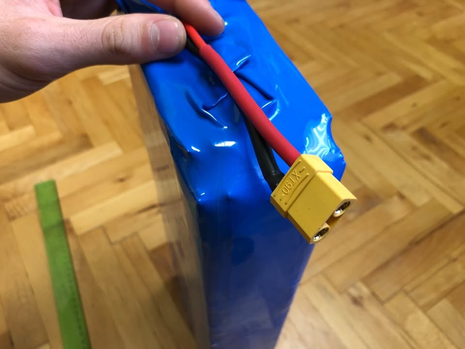 Nová Lithiová baterie 72V 27Ah se smart BMS XT90 - 4