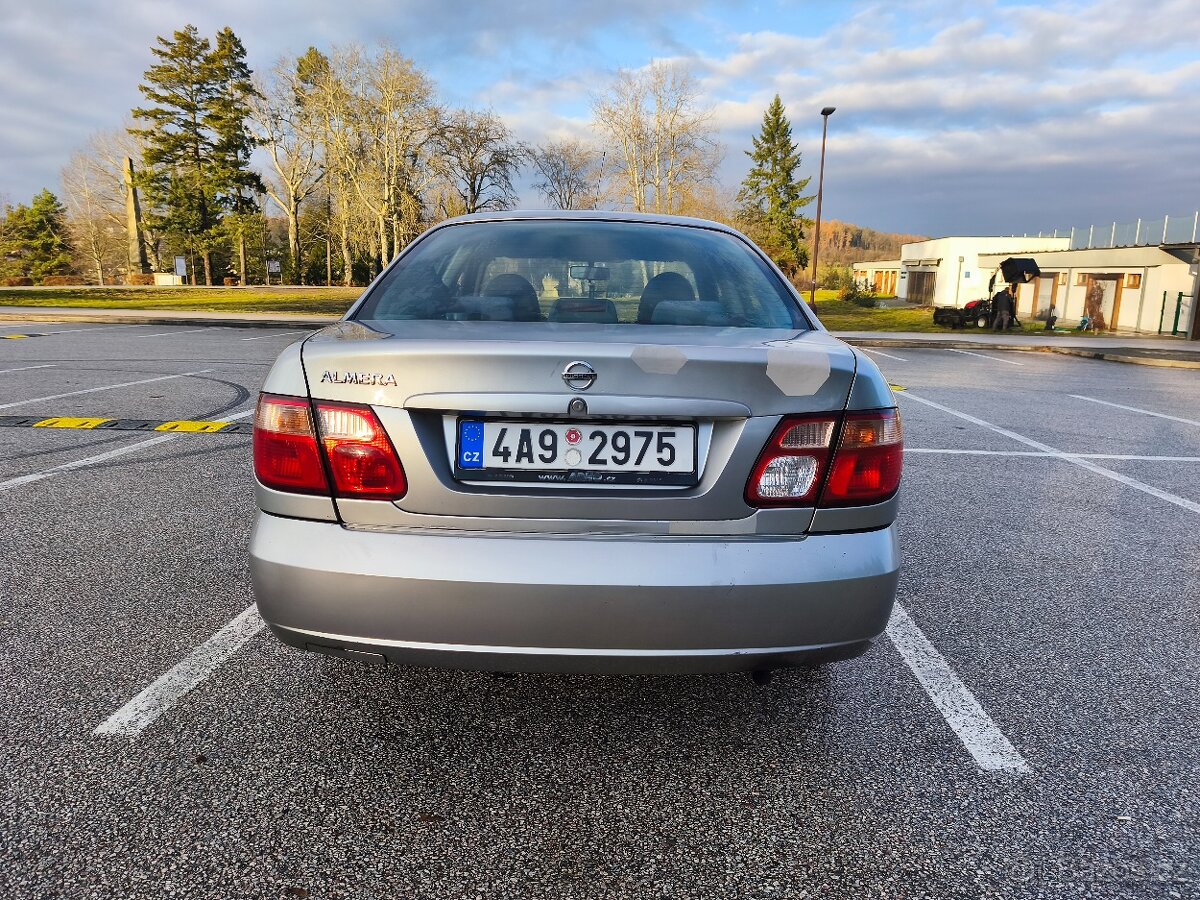 Nissan Almera 1.5 72kw 2005 - 4