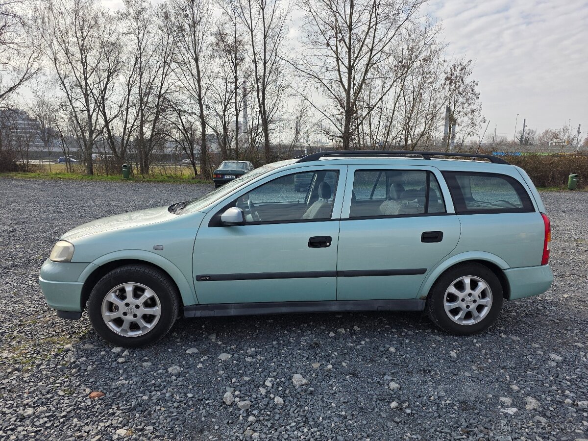 Opel Astra G Caravan 1.6 benzin - 4