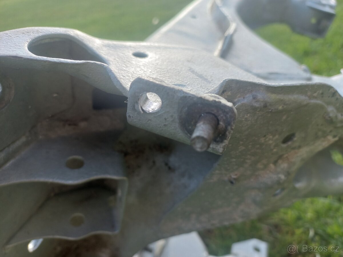 Zadní nápravnice MX-5 - 4