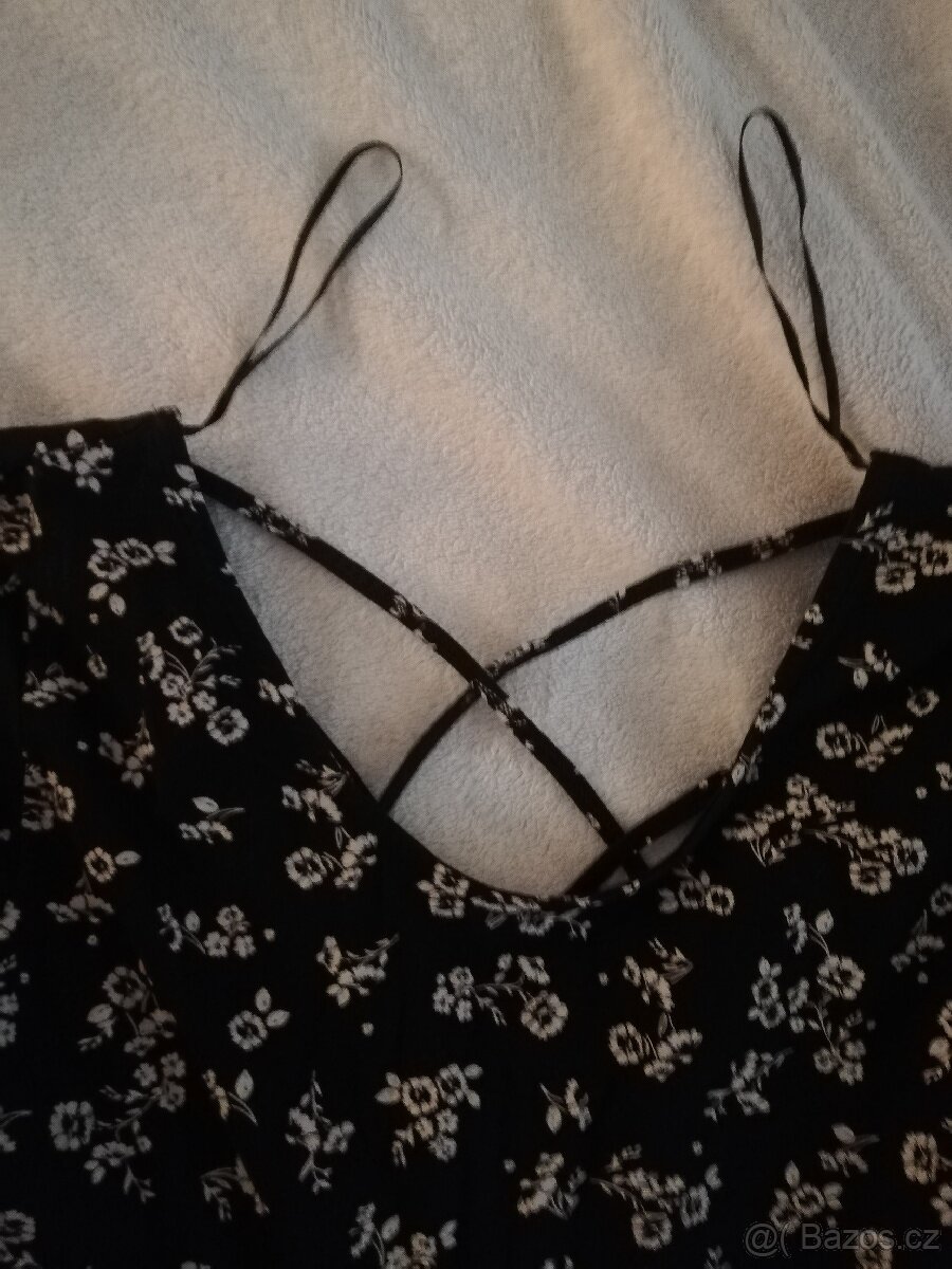 Dívčí šaty z C&A - 4